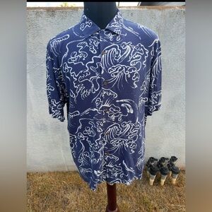 PreOwned Uniqlo Blue/White Wave Design Full Button Men's Medium